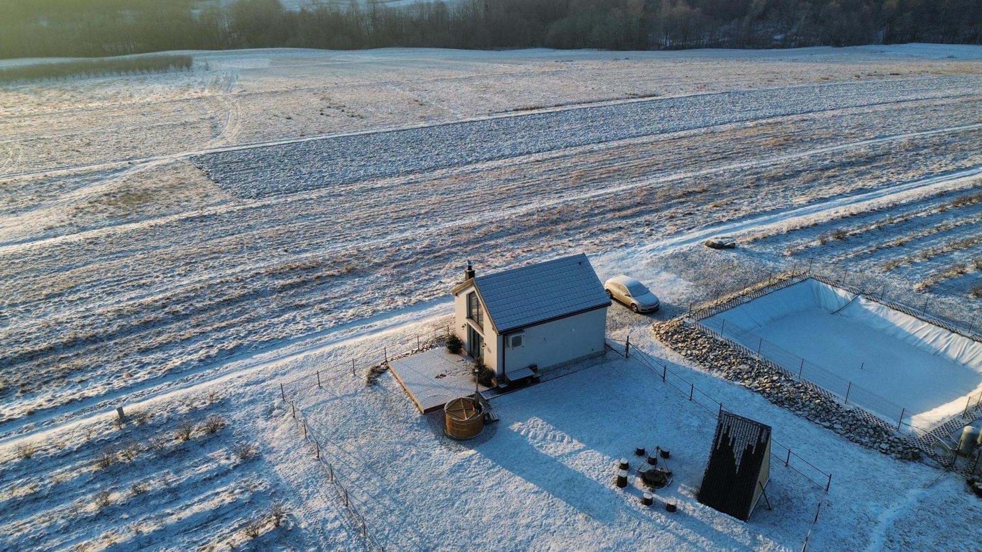 Gospodarstwo Agroturystyczne Borówkowy Bukiet Smaków Iwkowa Exterior foto